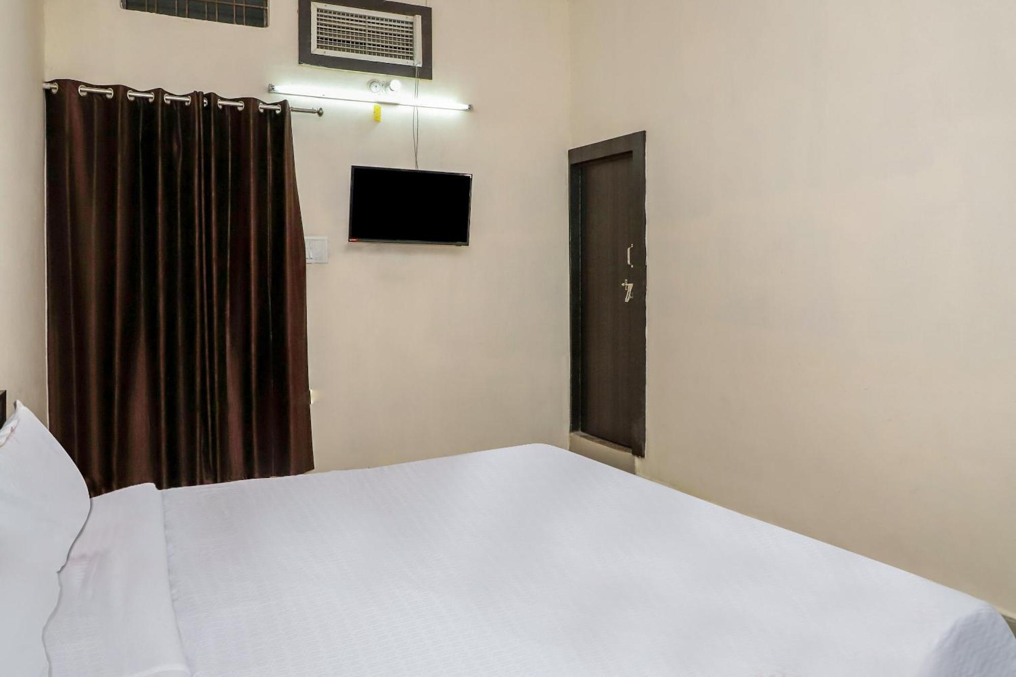 Jhānsi Oyo Hotel Duke Inn מראה חיצוני תמונה